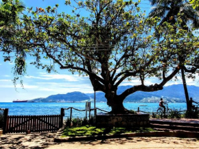 Aconchego e pé na areia em Ilhabela